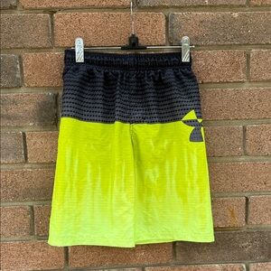 Under Armour Neon Yellow and Black Boys' Swim Trunks Size Medium